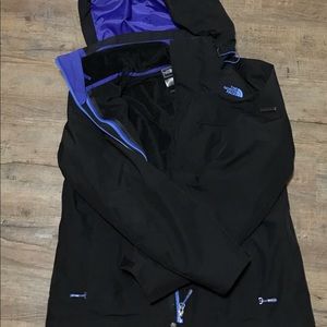 The North Face Women’s 2 in 1 Coat